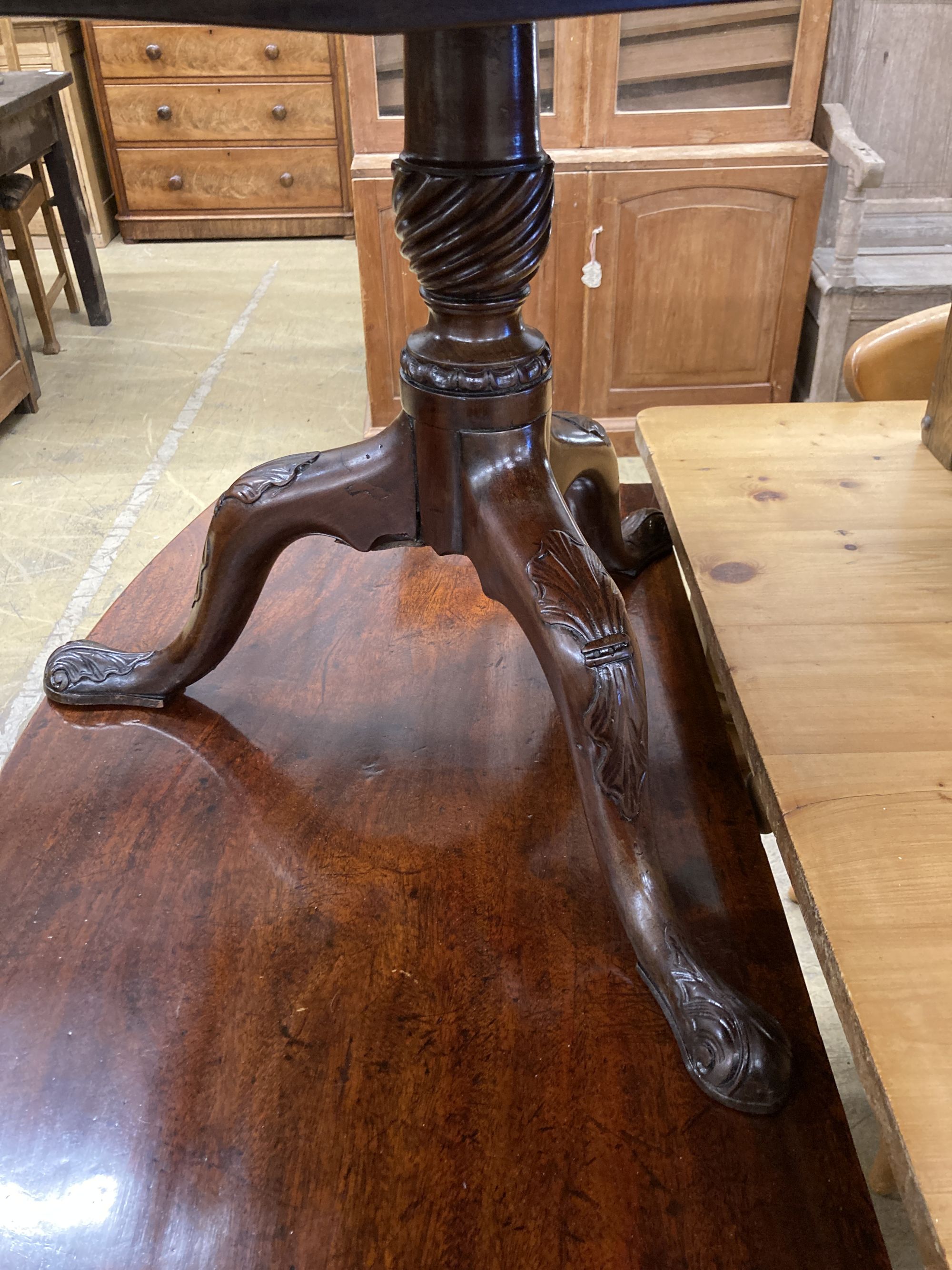 A Chippendale style mahogany circular pie-crust coffee table (cut down) 70cm diameter, height 51cm